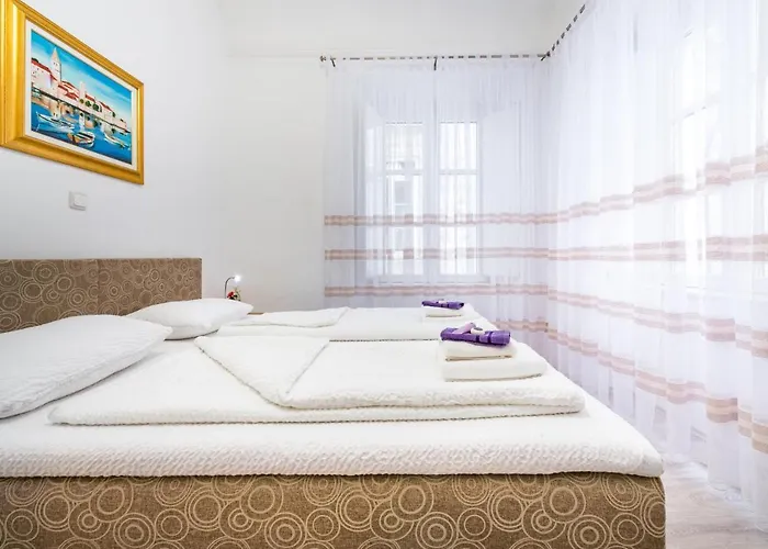 Апартаменты The Arms *